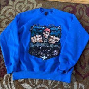 Gildan Blue Graphic Crewneck Sweater